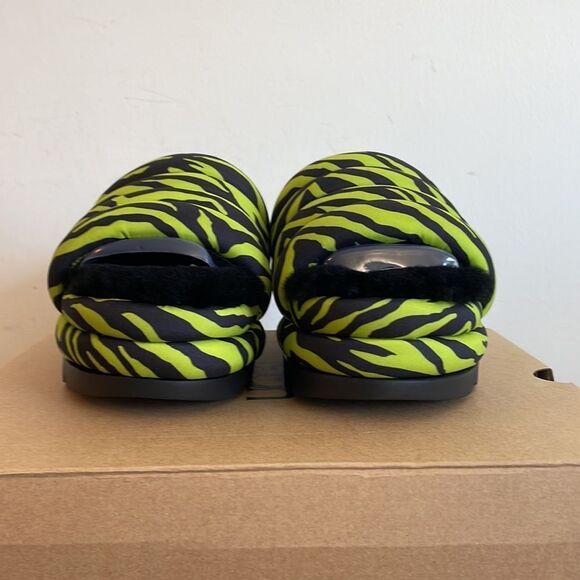 UGG Maxi Puff Slide Tiger Print Sandal Women Size 9 - Picture 8 of 15